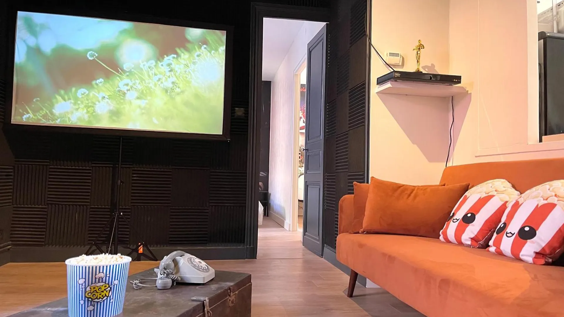 Le Cine-Club - Appartement Signature Apartment